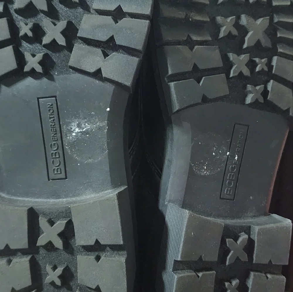 BCBG combat boots size 11 - Picture 8 of 9